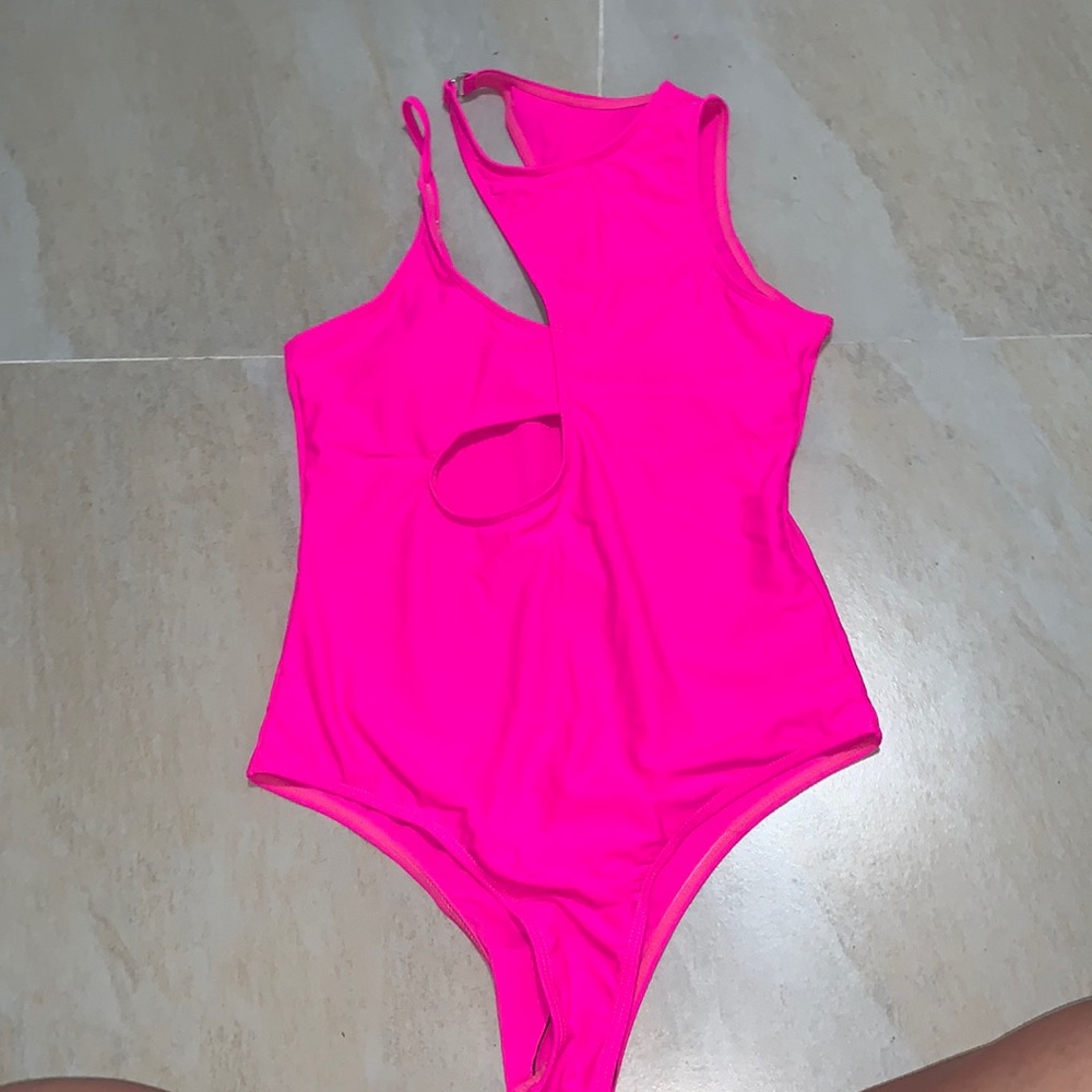 a bathing suit (NEW)